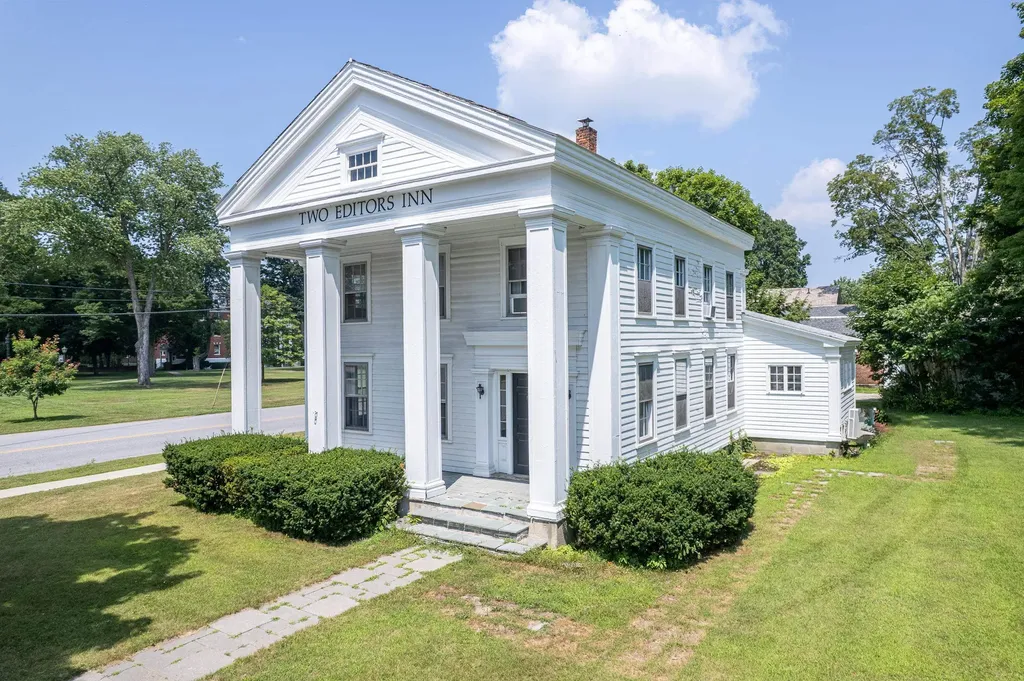 328 Main Street Poultney VT 05764