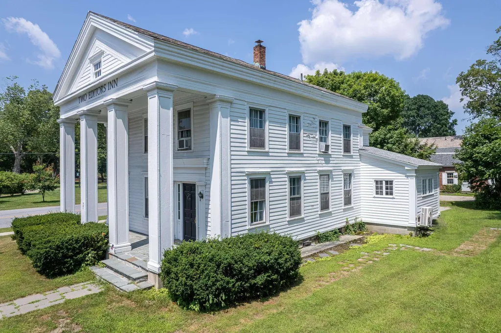 328 Main Street Poultney VT 05764