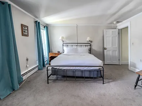 328 Main Street Poultney VT 05764