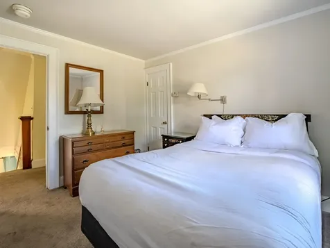 328 Main Street Poultney VT 05764