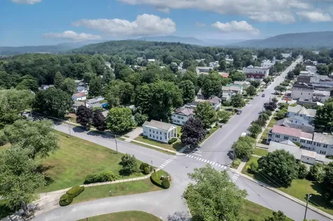 328 Main Street Poultney VT 05764