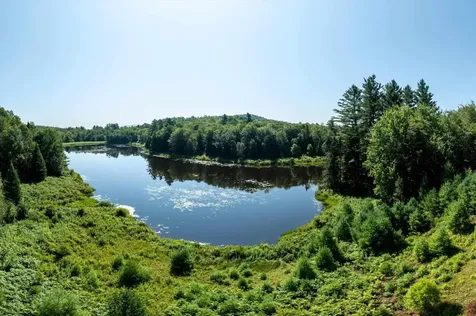 188 Cedar Lane Peru VT 05152