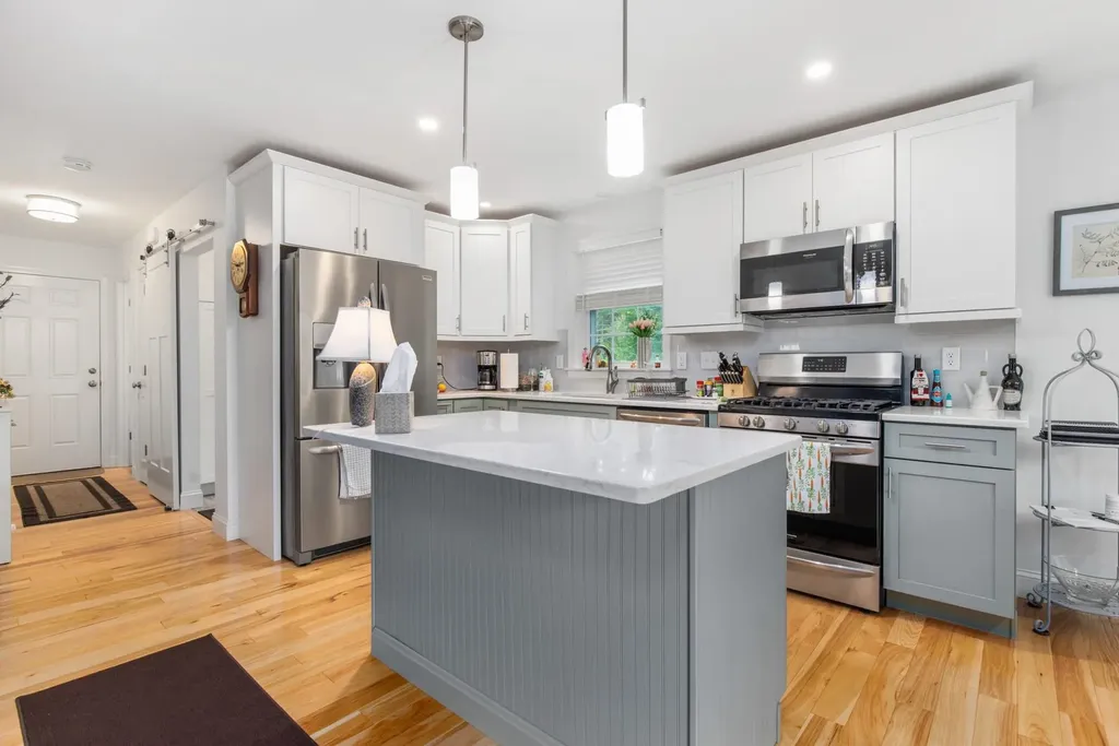 9 Annika Lee Drive Epping NH 03042