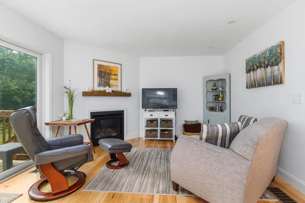 9 Annika Lee Drive Epping NH 03042