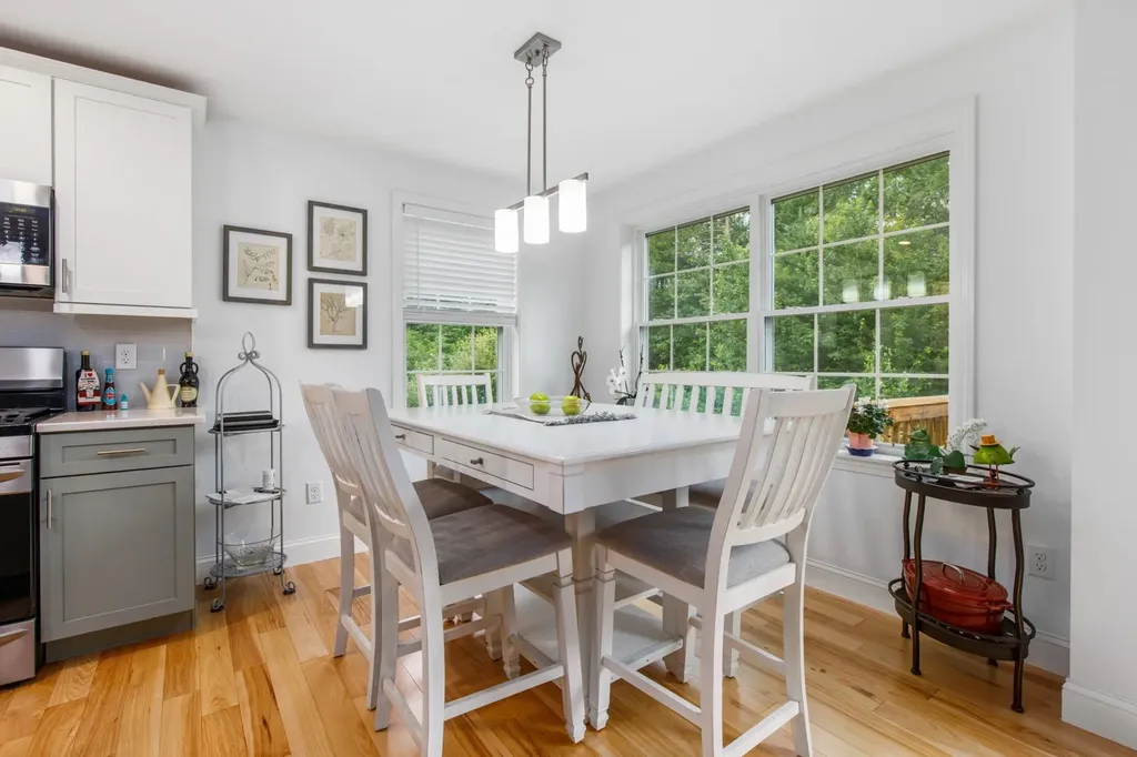 9 Annika Lee Drive Epping NH 03042