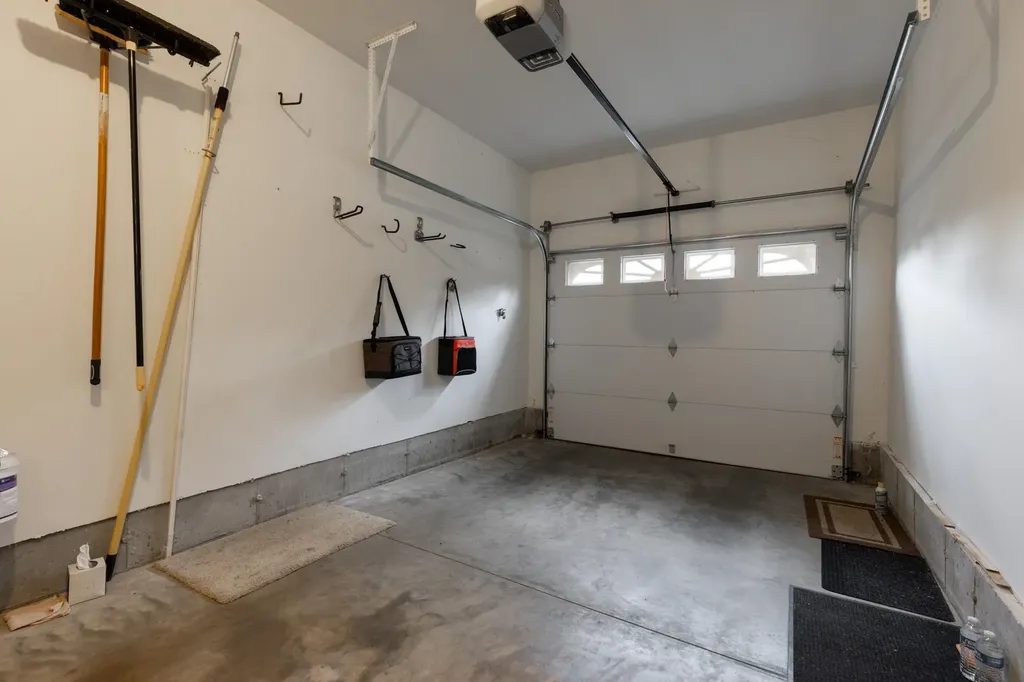 9 Annika Lee Drive Epping NH 03042