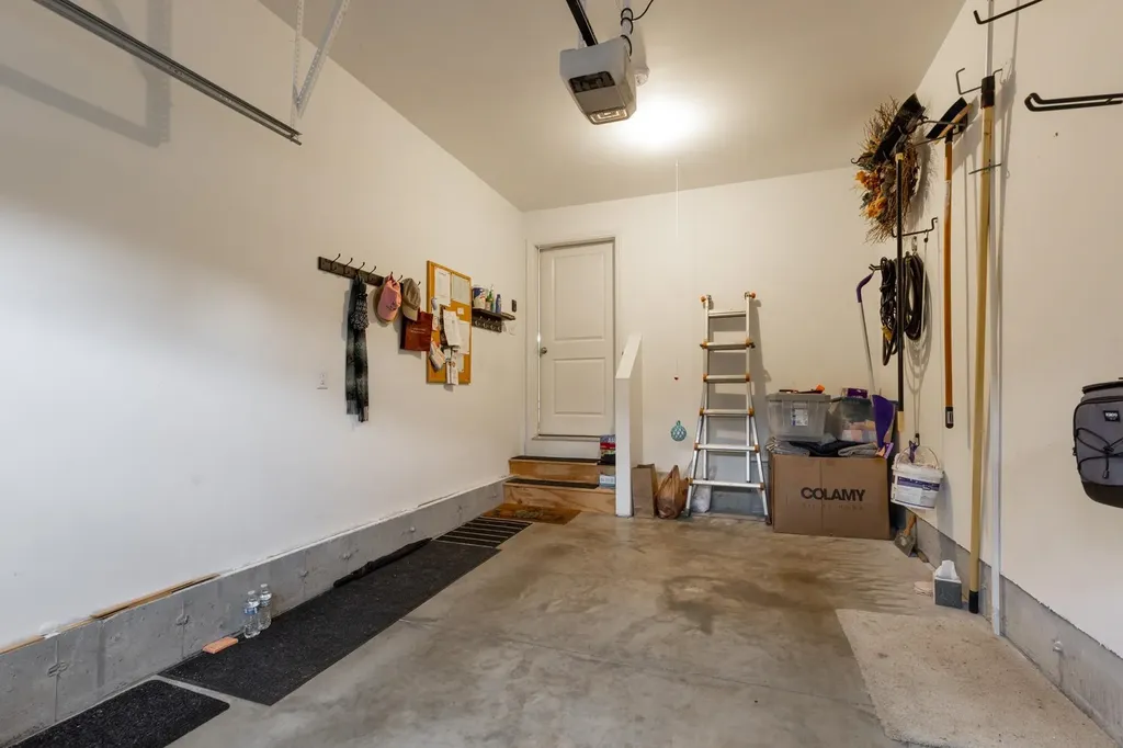 9 Annika Lee Drive Epping NH 03042