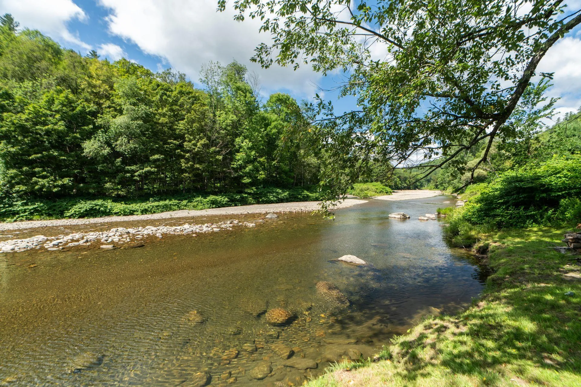 6852 Us Route 4 Bridgewater VT 05034