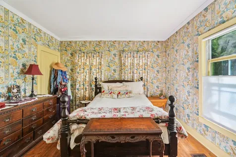 6852 Us Route 4 Bridgewater VT 05034