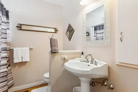 6852 Us Route 4 Bridgewater VT 05034