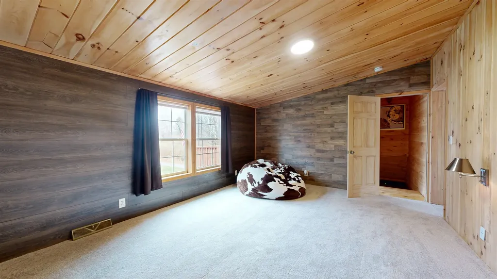 485 Browns Trace Jericho VT 05465