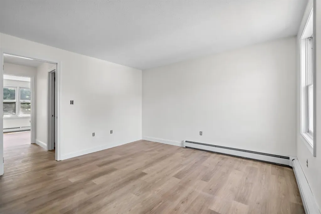 360-362 Blucher Street Manchester NH 03102