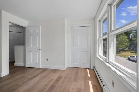 360-362 Blucher Street Manchester NH 03102