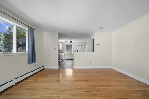 360-362 Blucher Street Manchester NH 03102