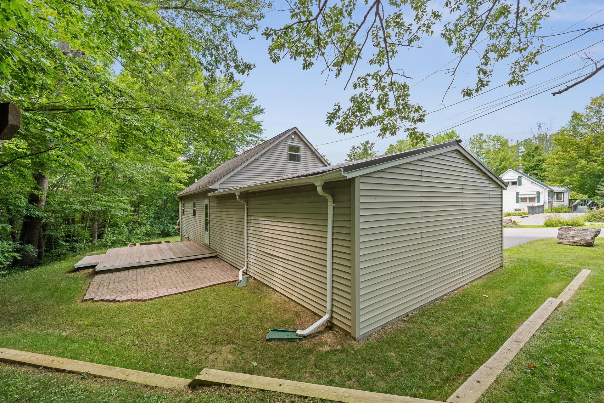 17 Burnett Court Richmond VT 05477