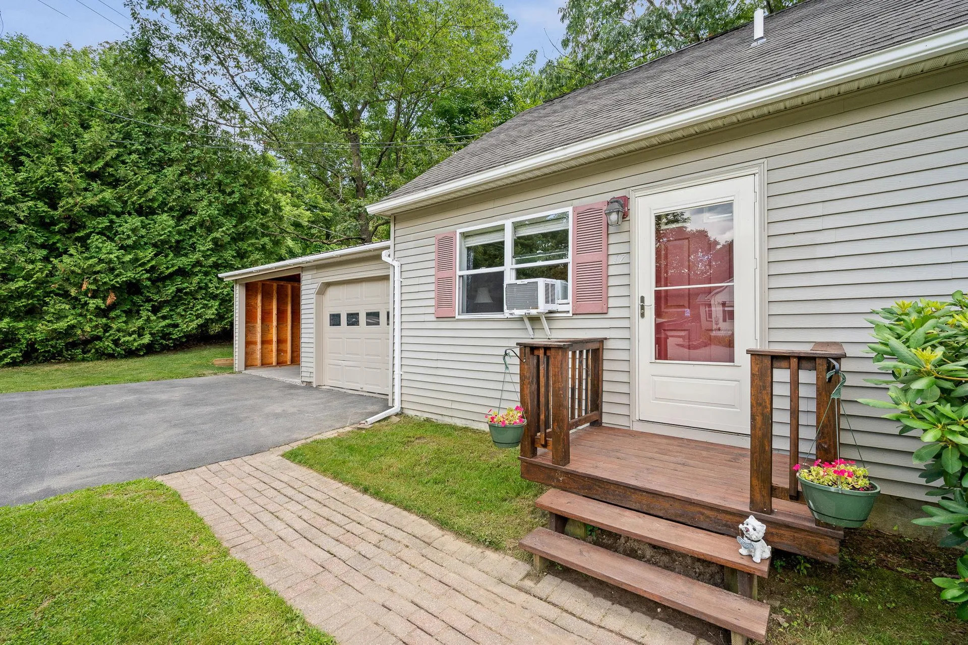 17 Burnett Court Richmond VT 05477