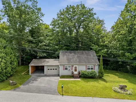 17 Burnett Court Richmond VT 05477