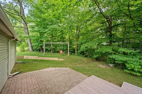 17 Burnett Court Richmond VT 05477