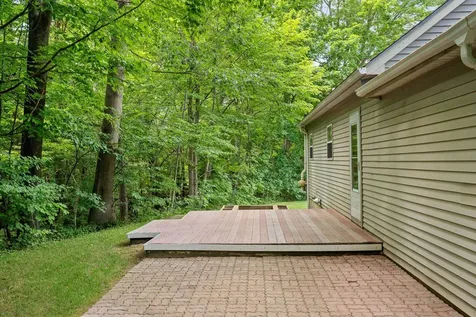 17 Burnett Court Richmond VT 05477