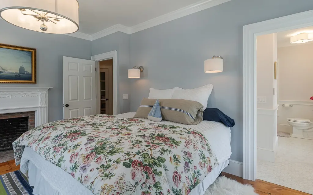 24 Westminster Street Walpole NH 03608