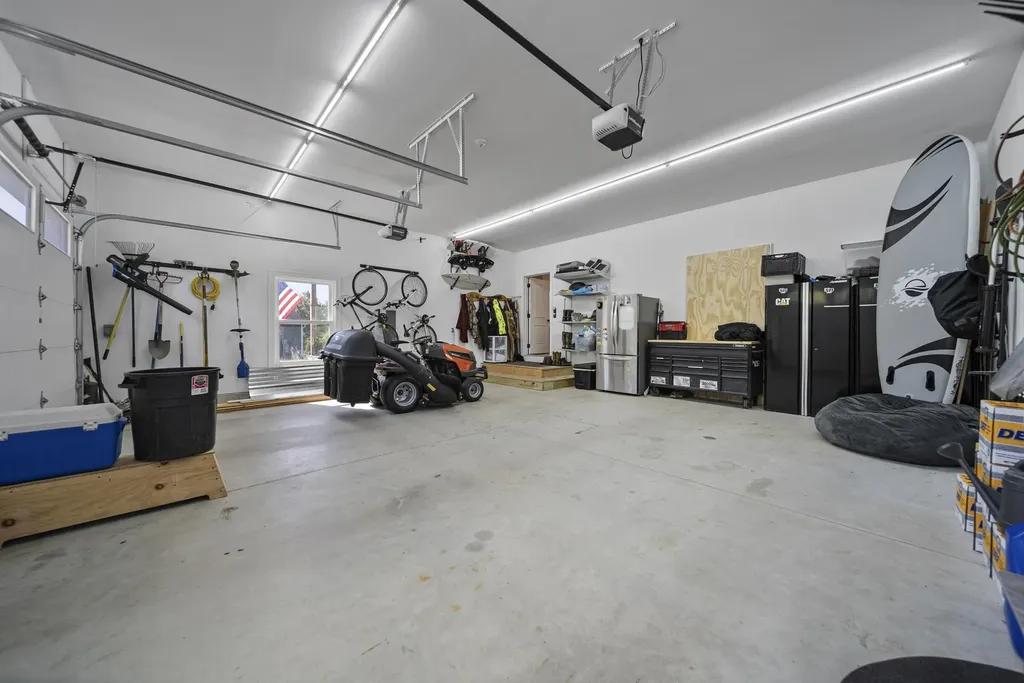 6 Lottie Lane Chichester NH 03258