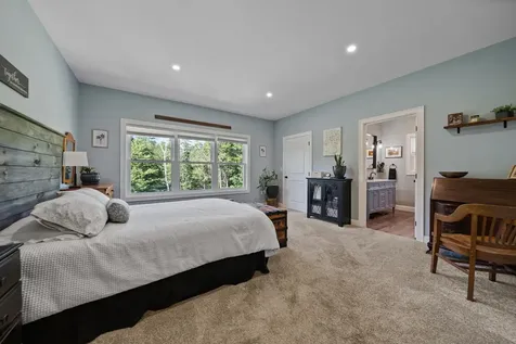 6 Lottie Lane Chichester NH 03258