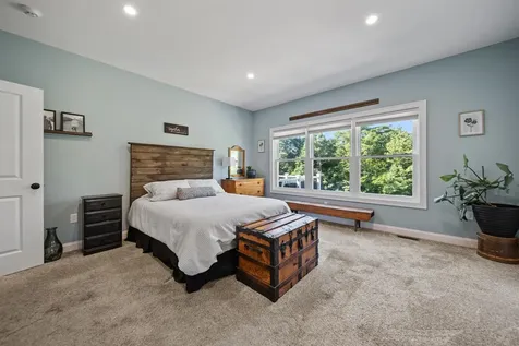 6 Lottie Lane Chichester NH 03258