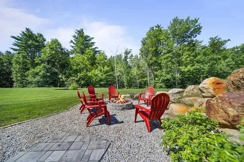 6 Lottie Lane Chichester NH 03258