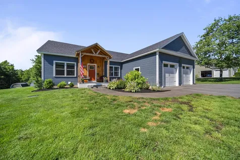 6 Lottie Lane Chichester NH 03258