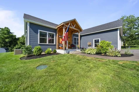 6 Lottie Lane Chichester NH 03258