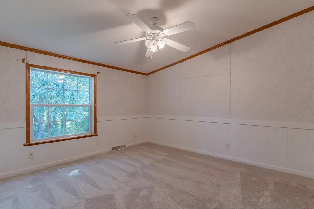 66 Constitution Way Dover NH 03820