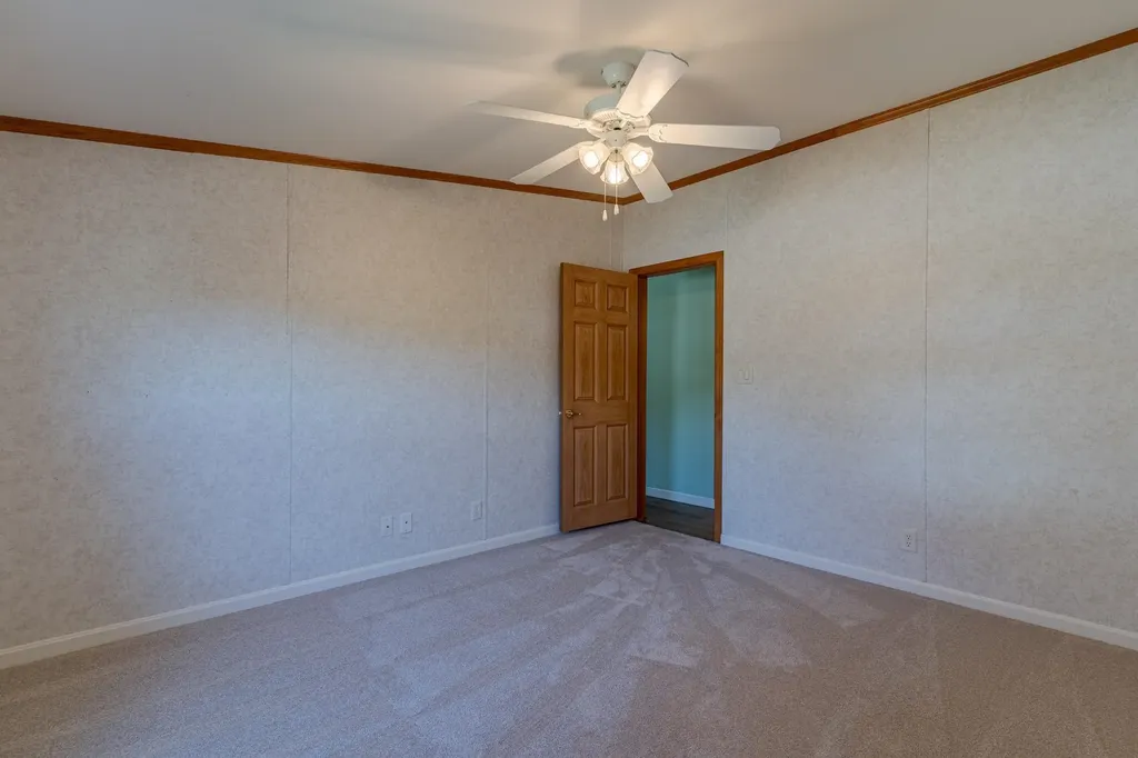 66 Constitution Way Dover NH 03820