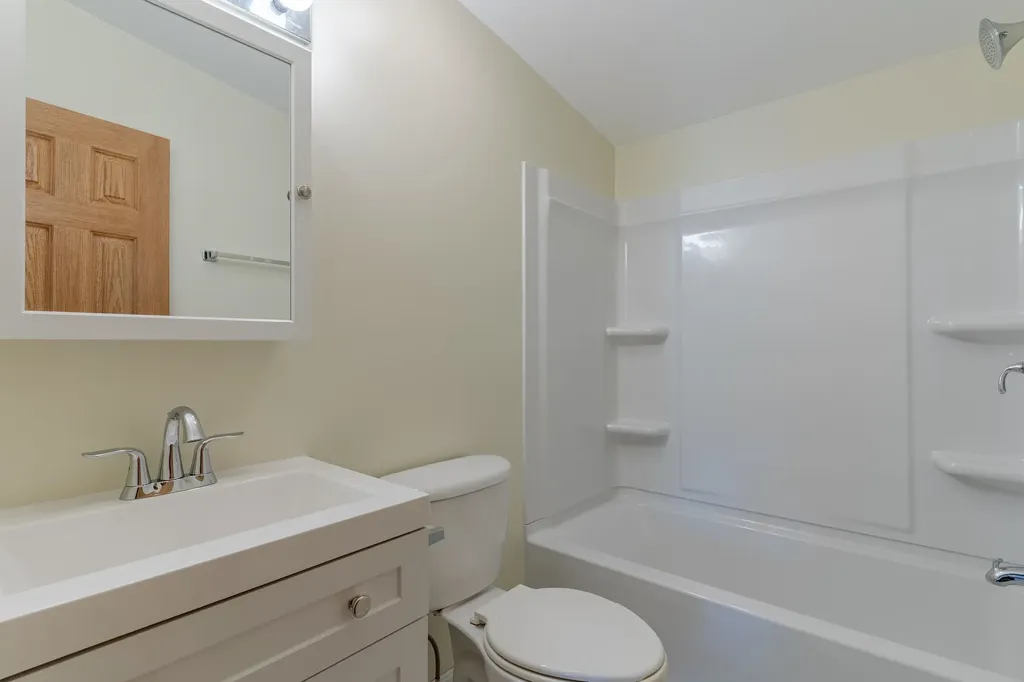 66 Constitution Way Dover NH 03820