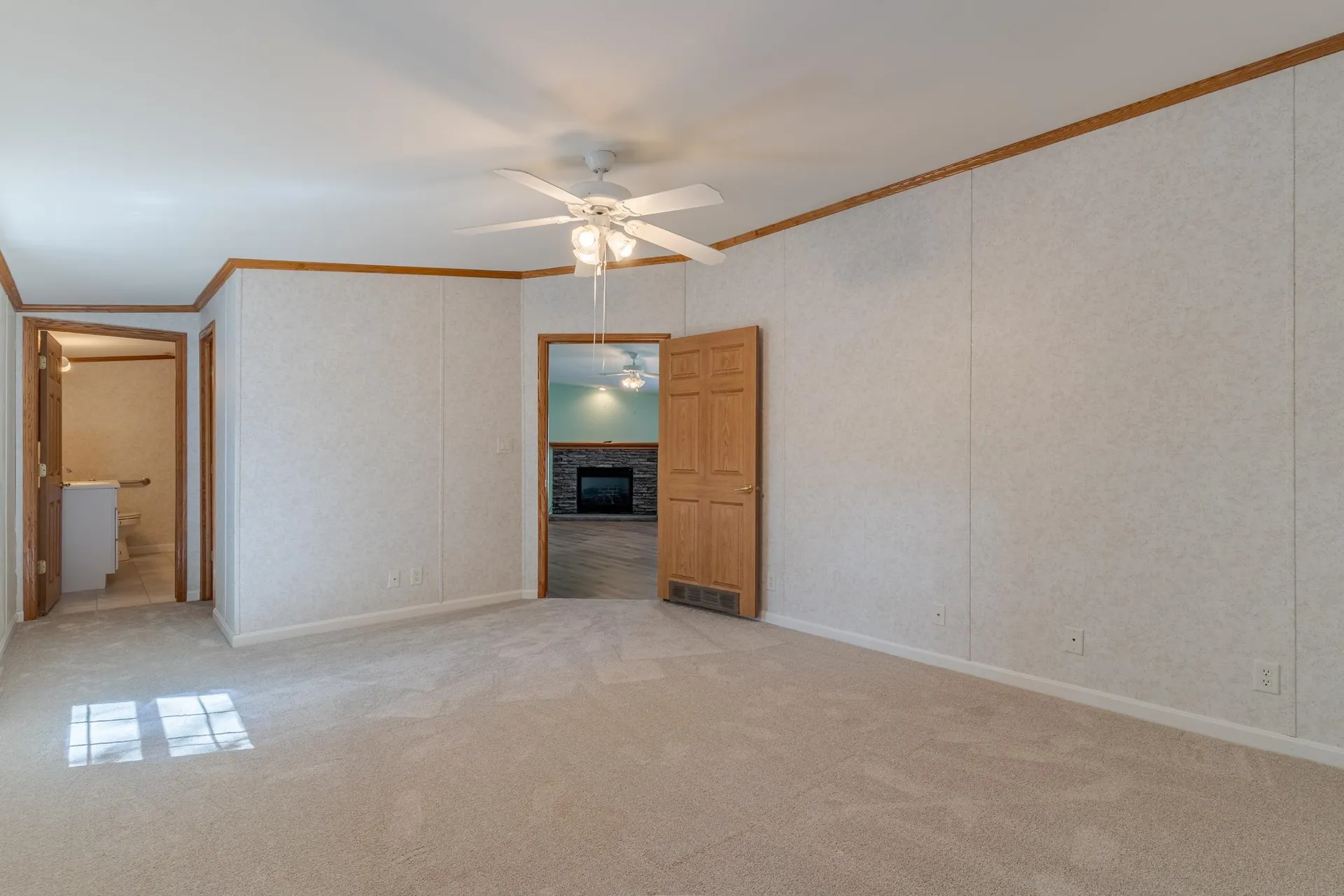 66 Constitution Way Dover NH 03820