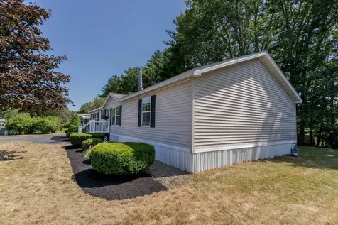 66 Constitution Way Dover NH 03820