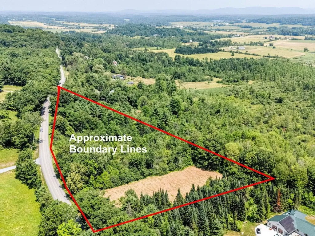 7 Zoe Lane Charlotte VT 05445