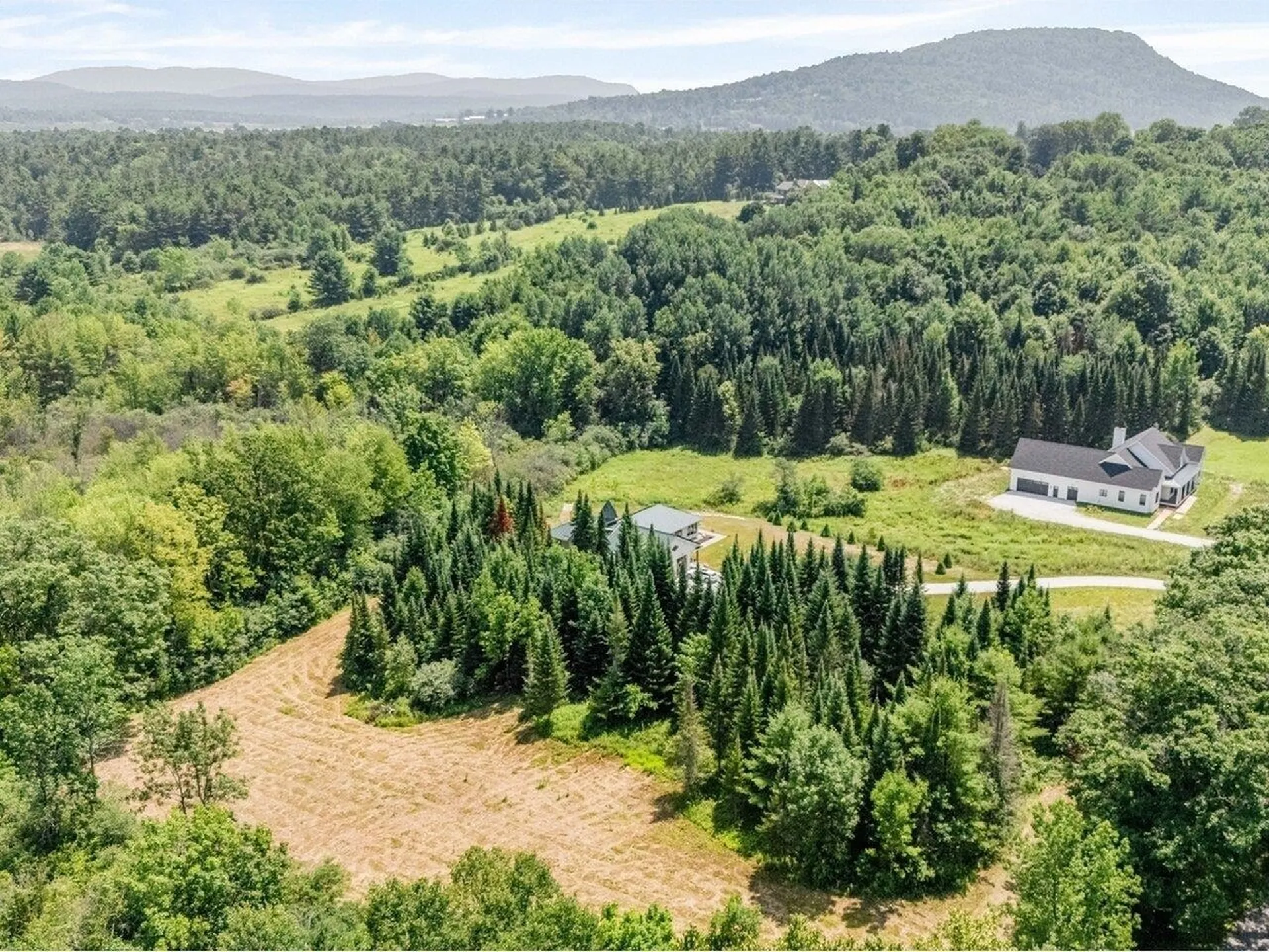 7 Zoe Lane Charlotte VT 05445