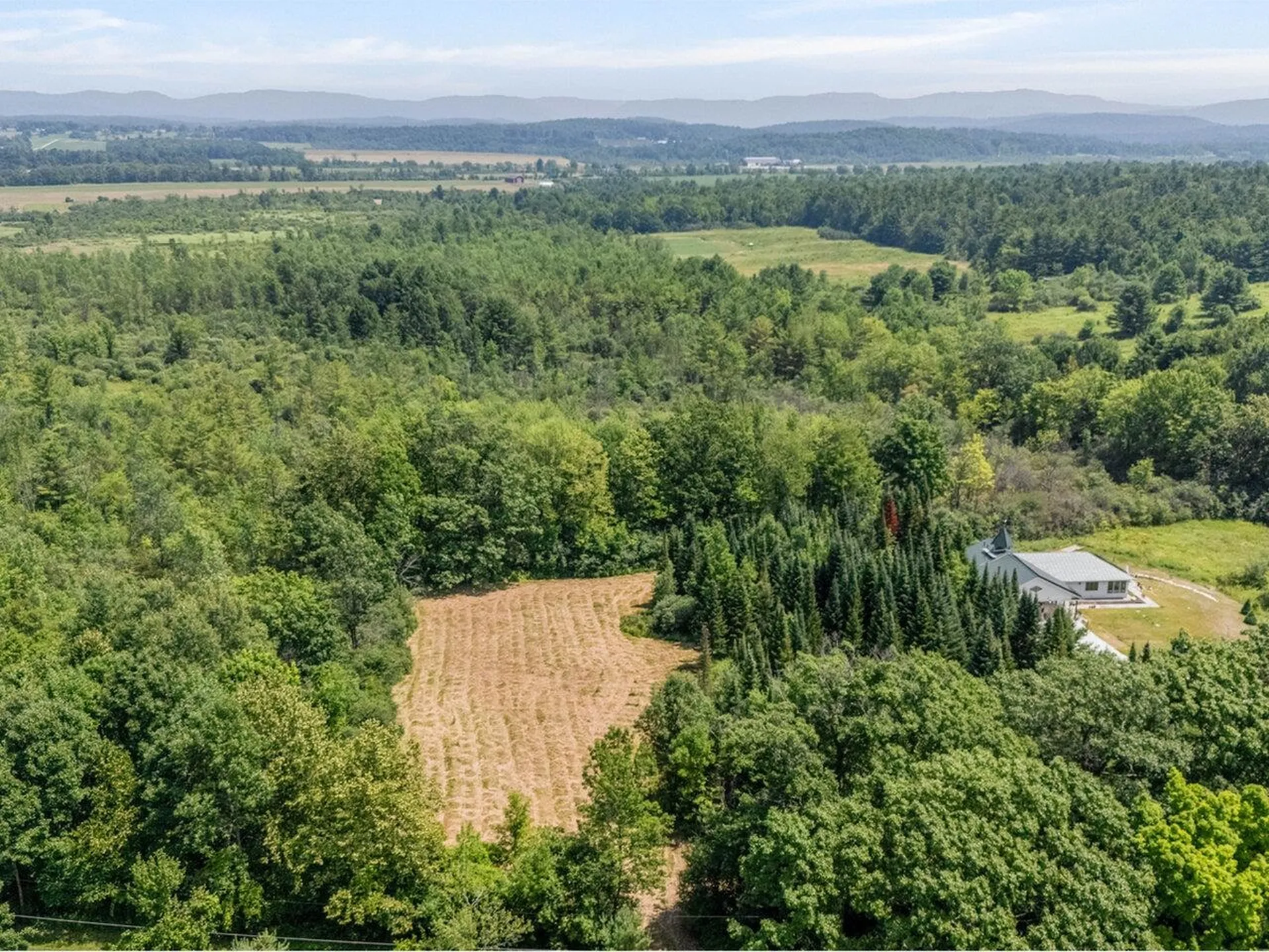 7 Zoe Lane Charlotte VT 05445