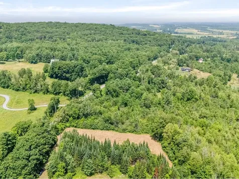 7 Zoe Lane Charlotte VT 05445