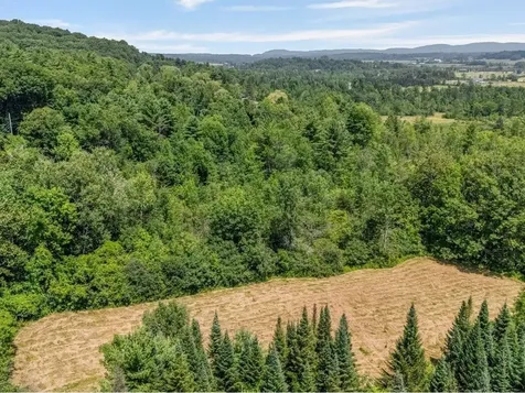 7 Zoe Lane Charlotte VT 05445