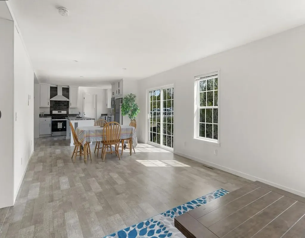 16 Okane Circle Bethlehem NH 03574