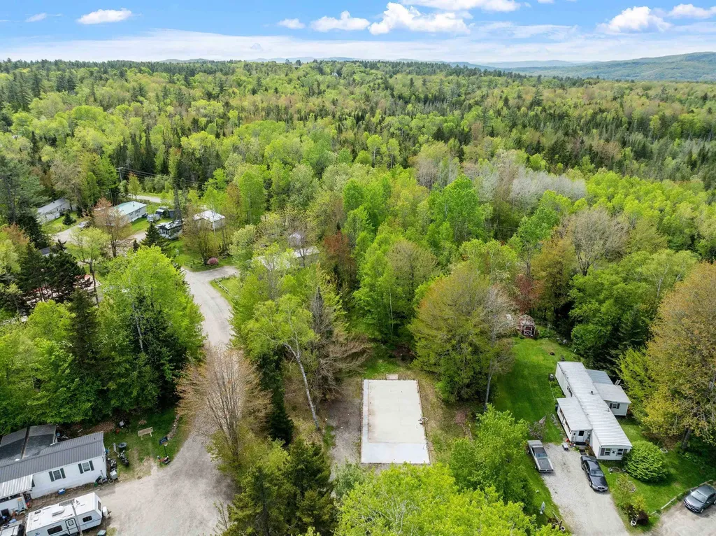 16 Okane Circle Bethlehem NH 03574