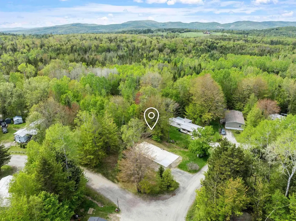 16 Okane Circle Bethlehem NH 03574