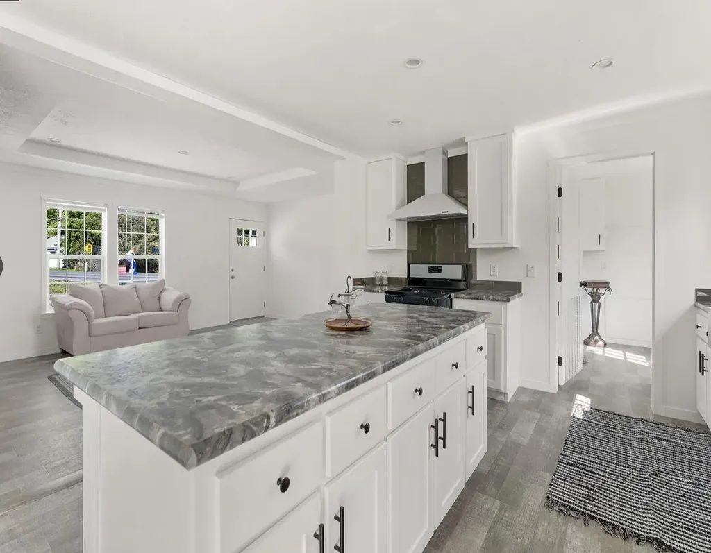 16 Okane Circle Bethlehem NH 03574