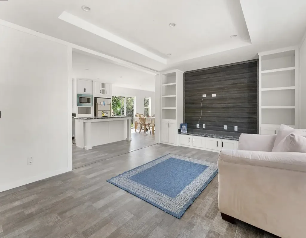 16 Okane Circle Bethlehem NH 03574