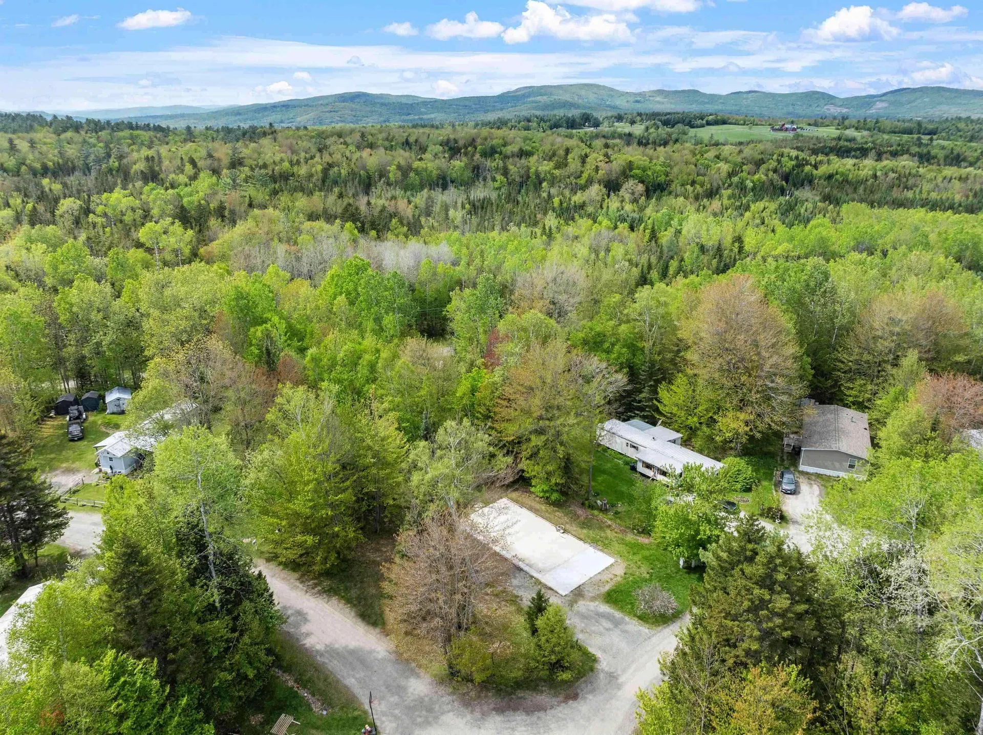 16 Okane Circle Bethlehem NH 03574