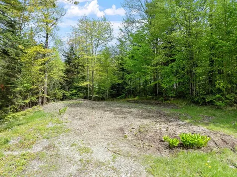16 Okane Circle Bethlehem NH 03574