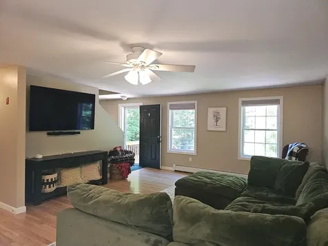 126 N Shore Drive Barnstead NH 03225