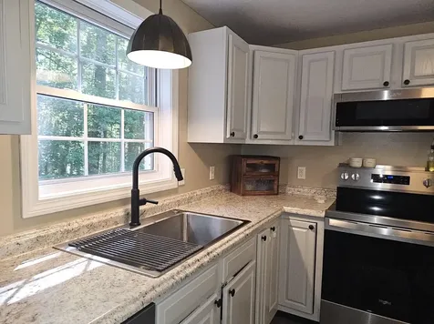 126 N Shore Drive Barnstead NH 03225