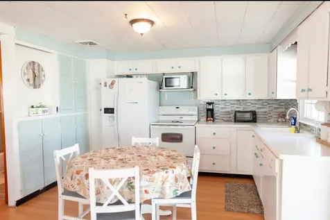 226 Ocean Boulevard Seabrook NH 03874